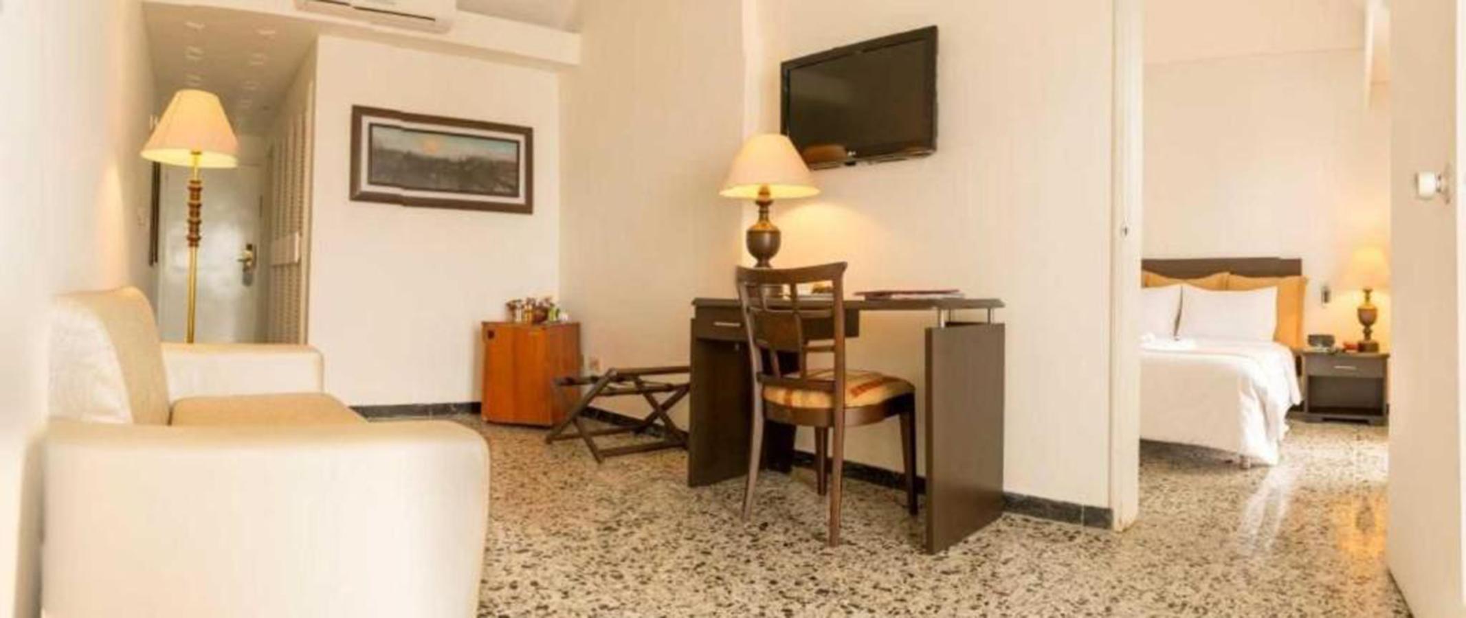 בואנוונטורה Hotel Tequendama Inn Estacion מראה חיצוני תמונה