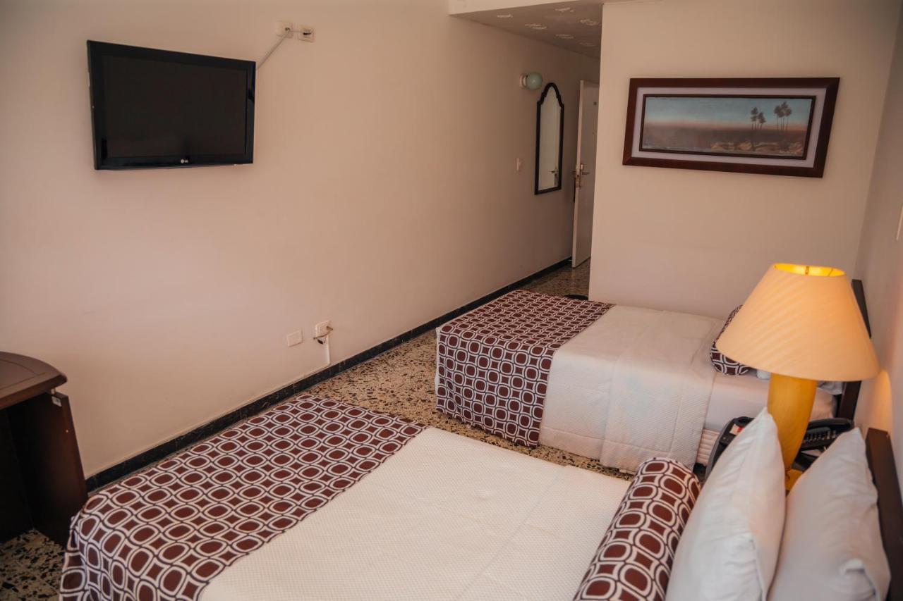 בואנוונטורה Hotel Tequendama Inn Estacion מראה חיצוני תמונה
