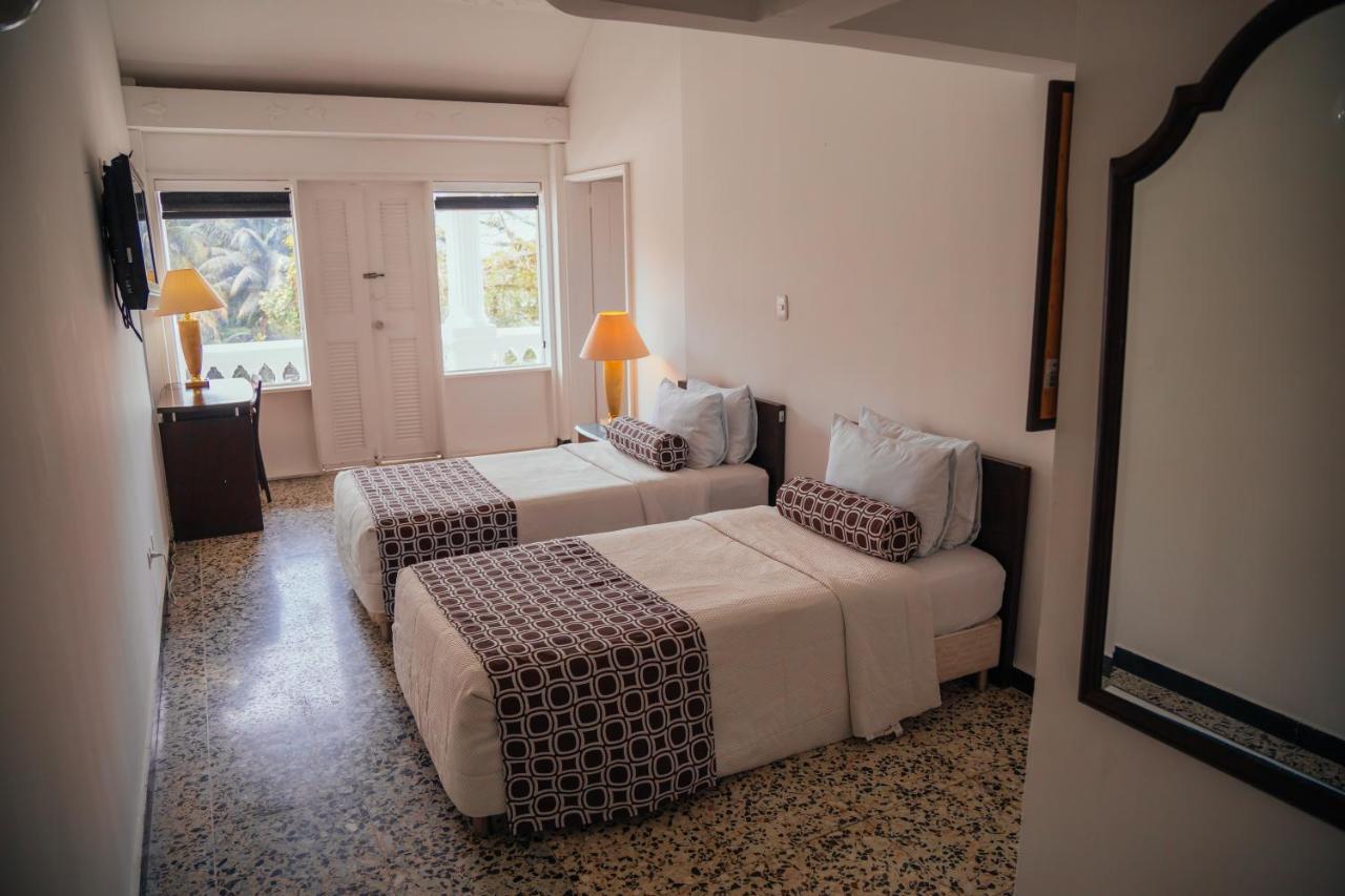 בואנוונטורה Hotel Tequendama Inn Estacion מראה חיצוני תמונה