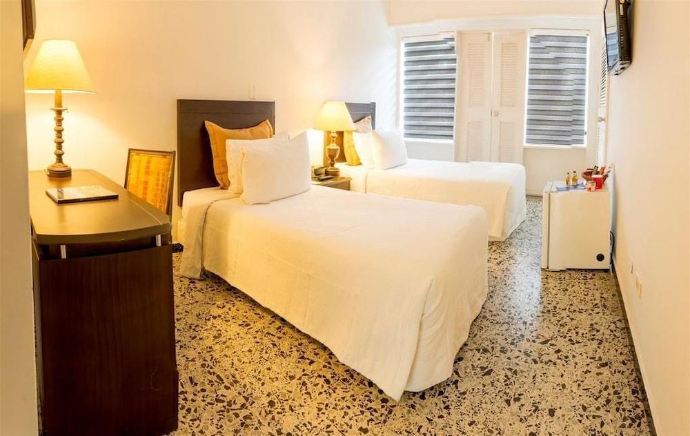 בואנוונטורה Hotel Tequendama Inn Estacion מראה חיצוני תמונה